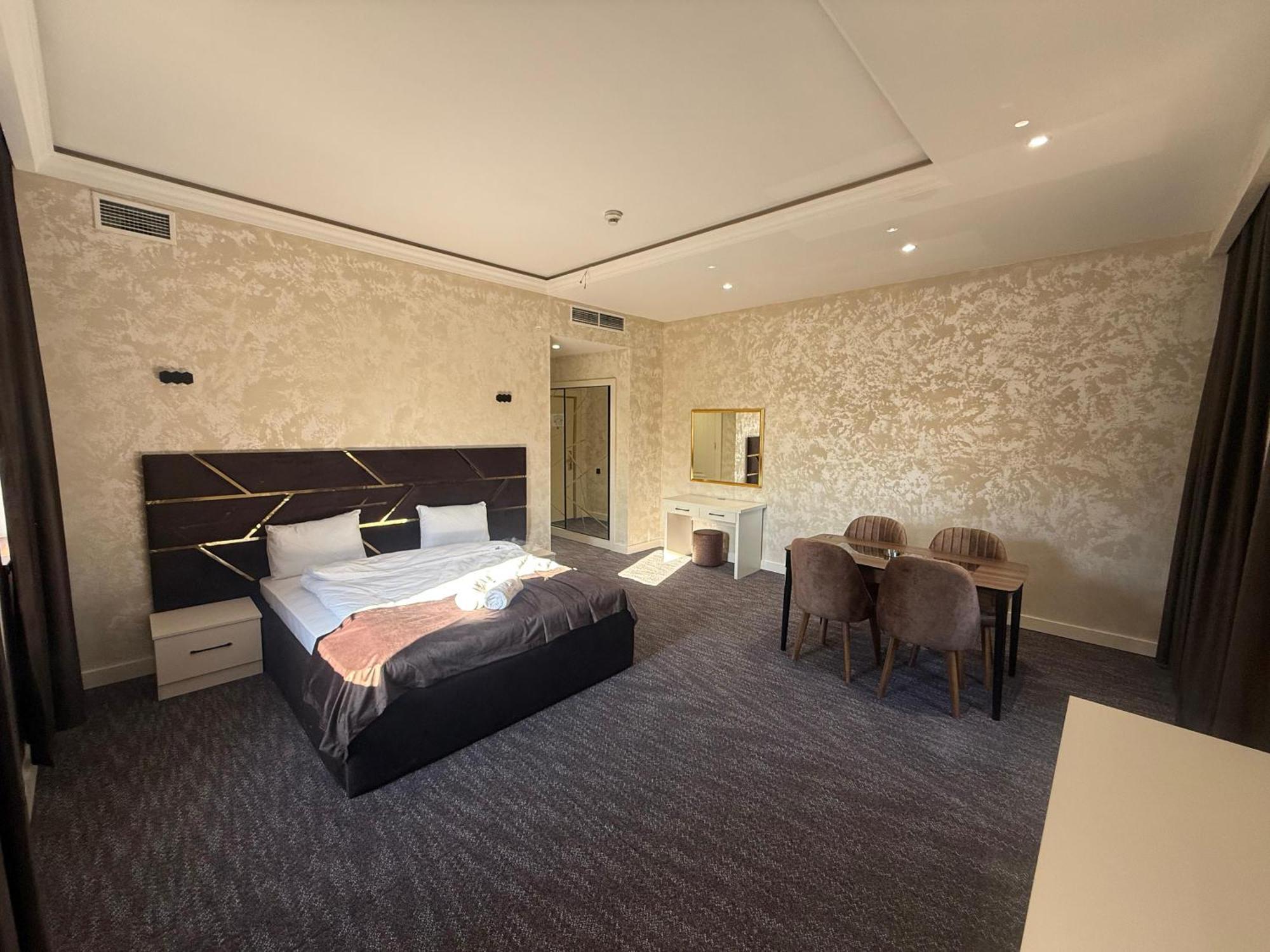Black Mont Inn Hotel Baku Extérieur photo