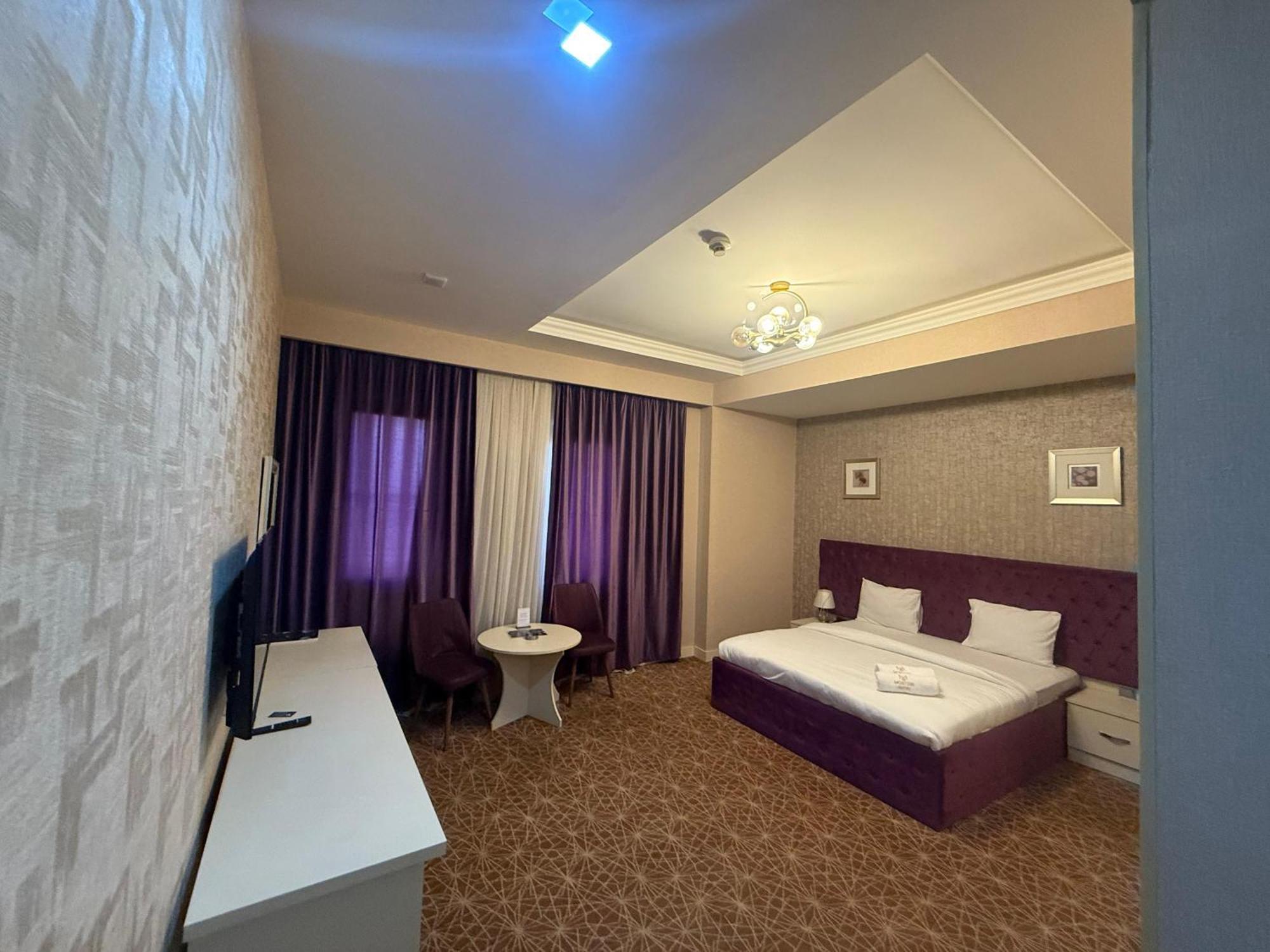 Black Mont Inn Hotel Baku Extérieur photo