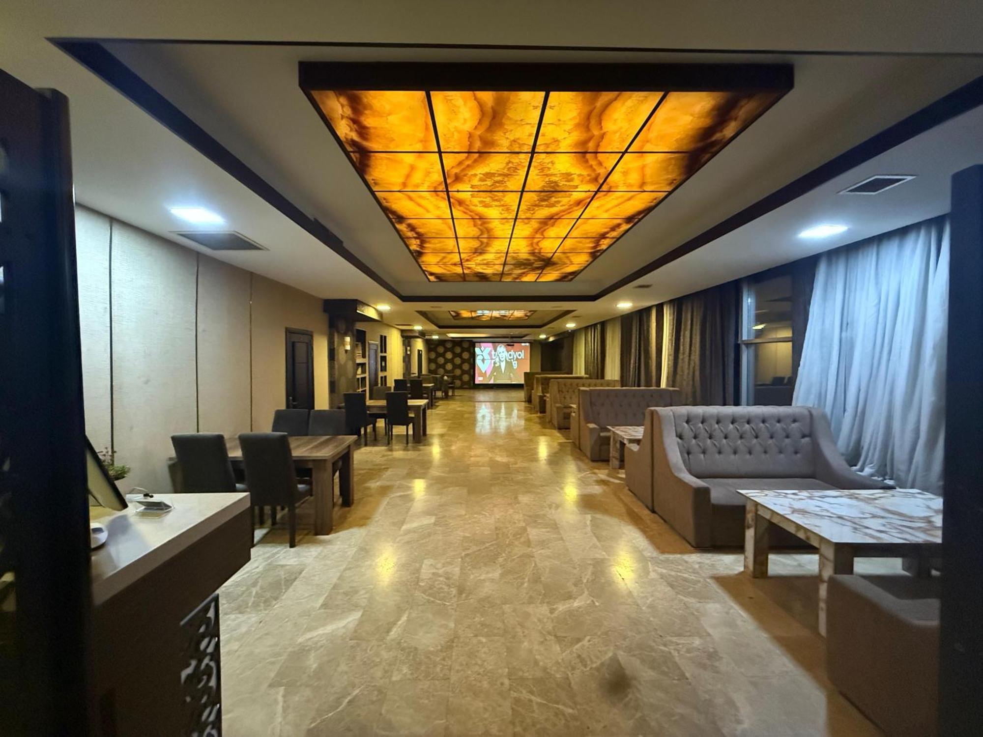 Black Mont Inn Hotel Baku Extérieur photo