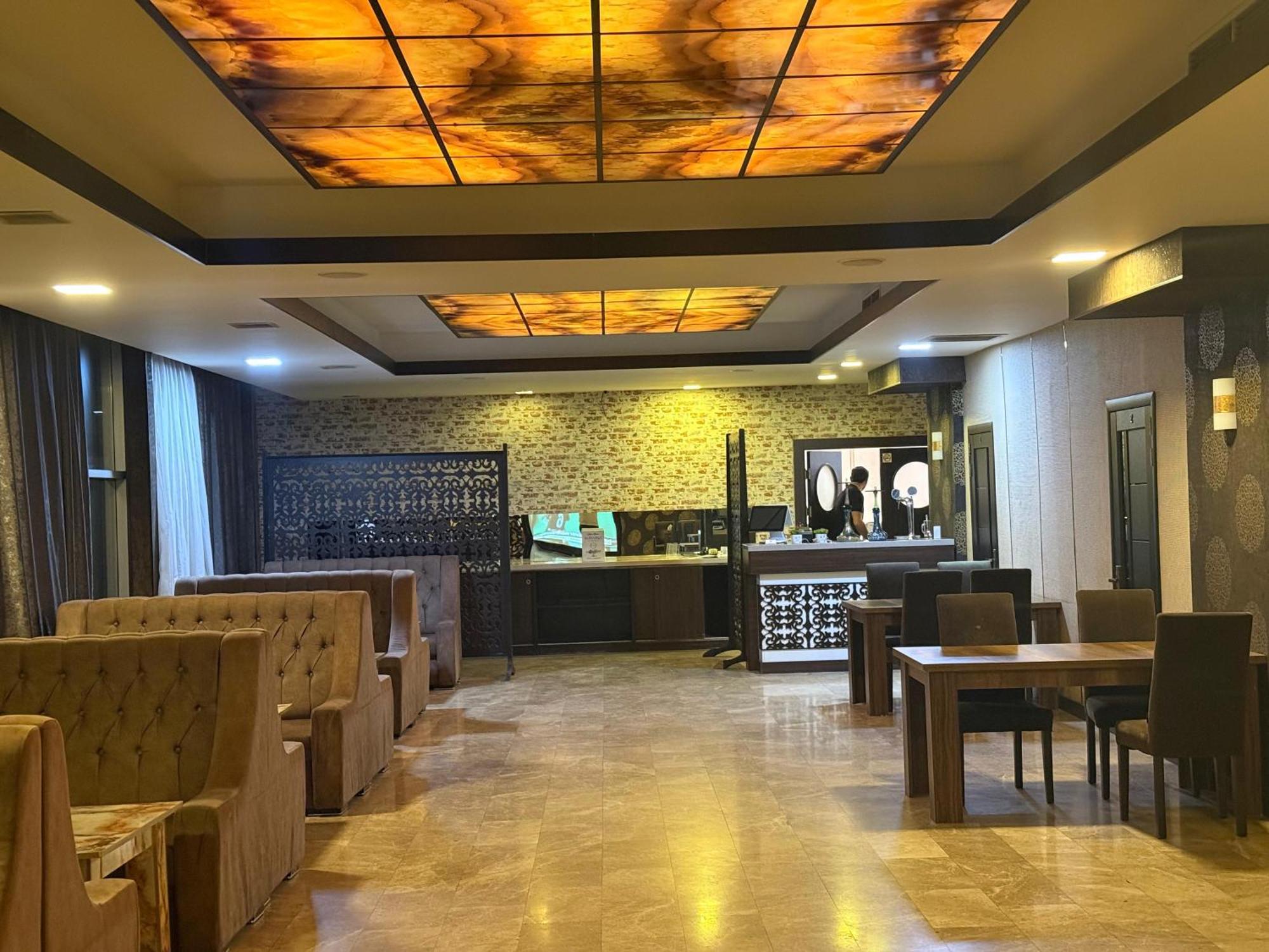 Black Mont Inn Hotel Baku Extérieur photo