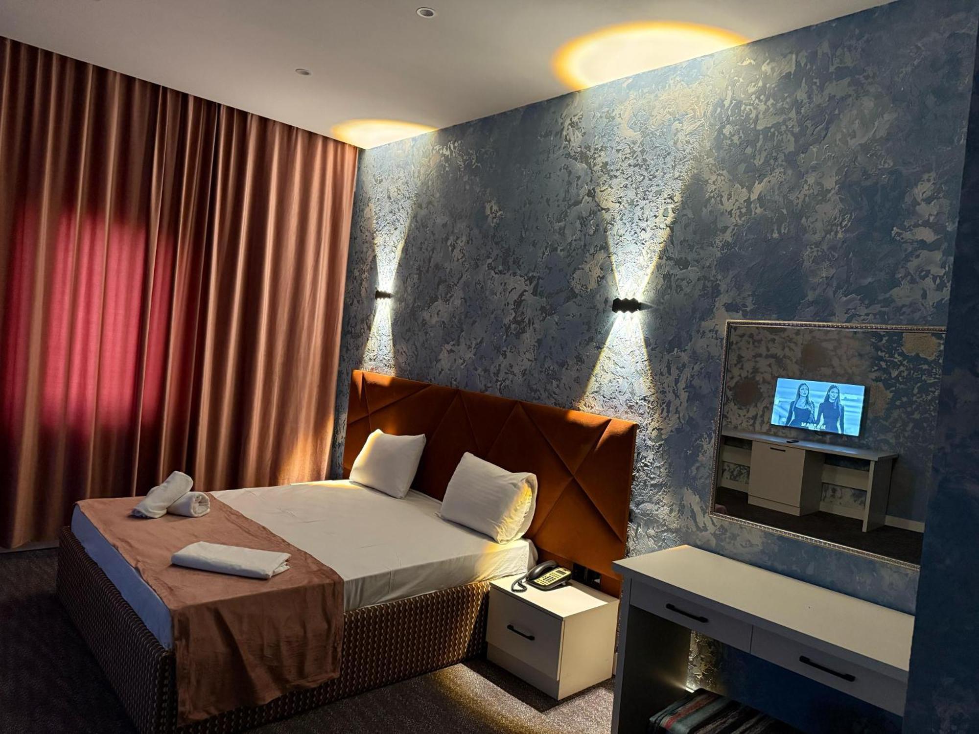 Black Mont Inn Hotel Baku Extérieur photo