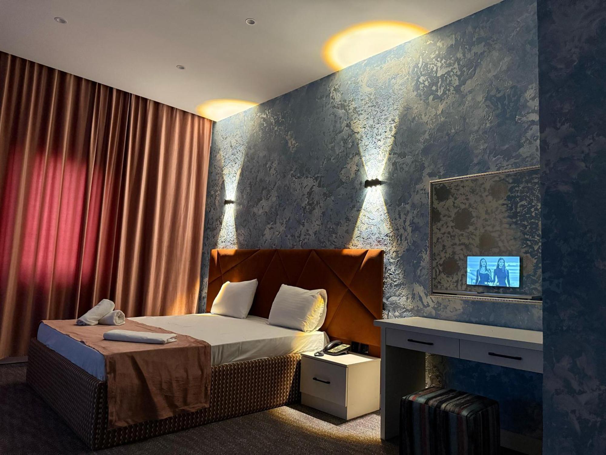 Black Mont Inn Hotel Baku Extérieur photo