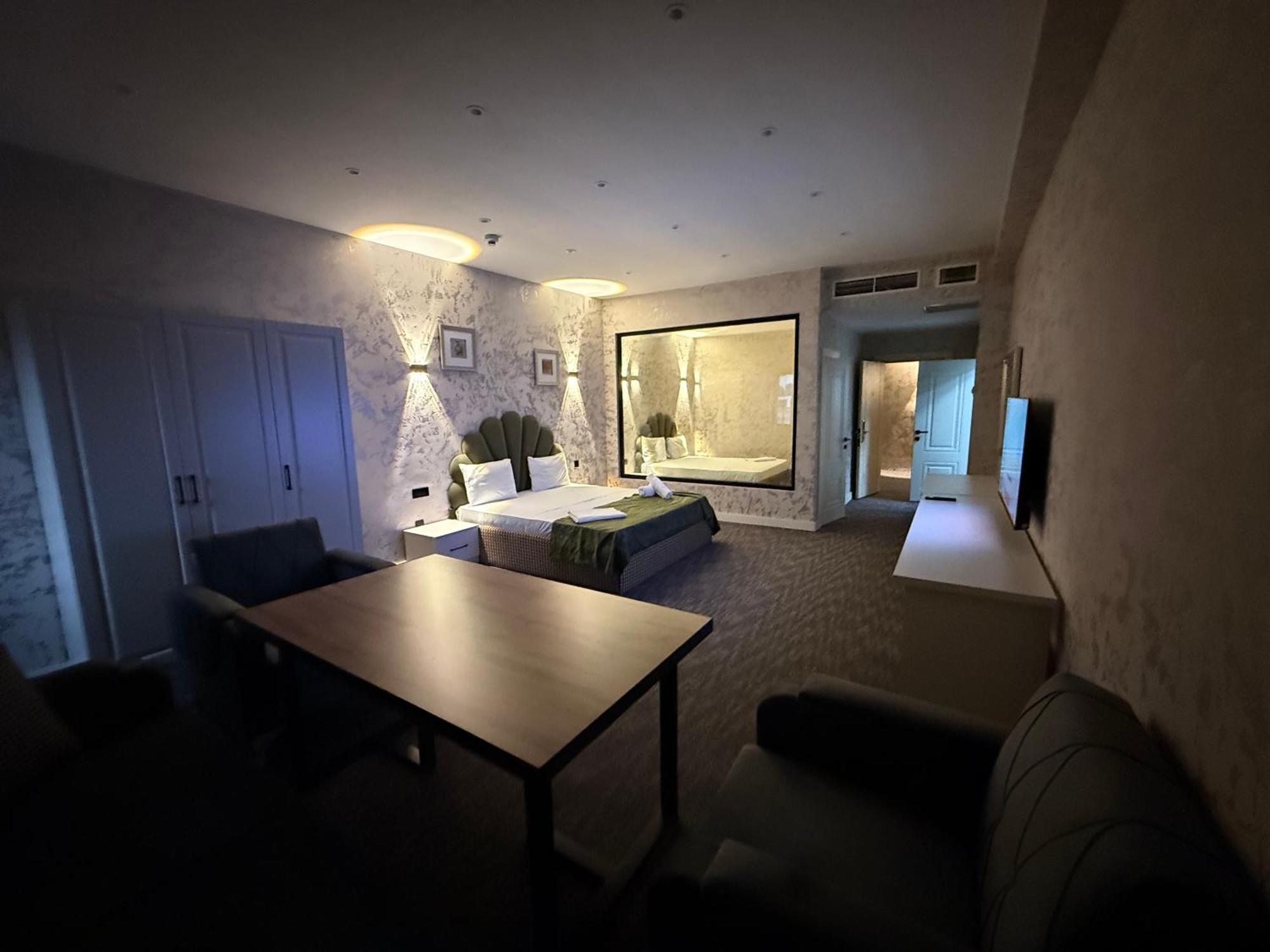 Black Mont Inn Hotel Baku Extérieur photo