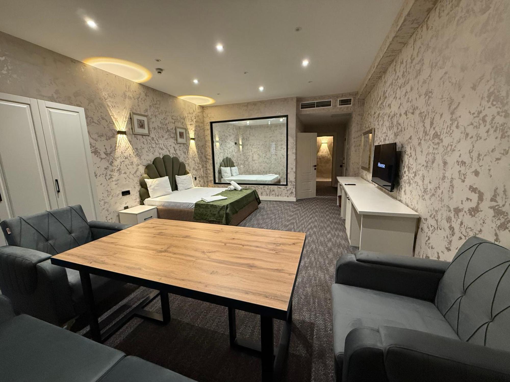 Black Mont Inn Hotel Baku Extérieur photo