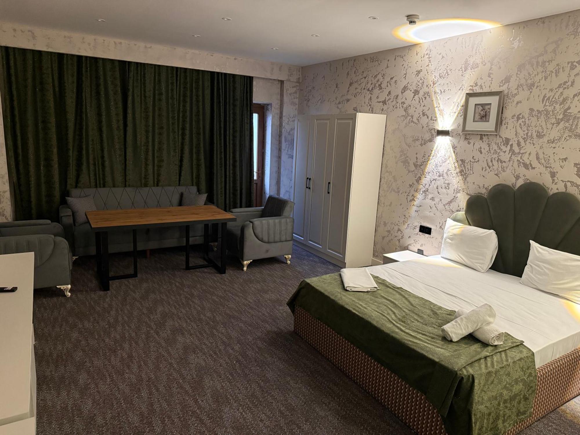 Black Mont Inn Hotel Baku Extérieur photo