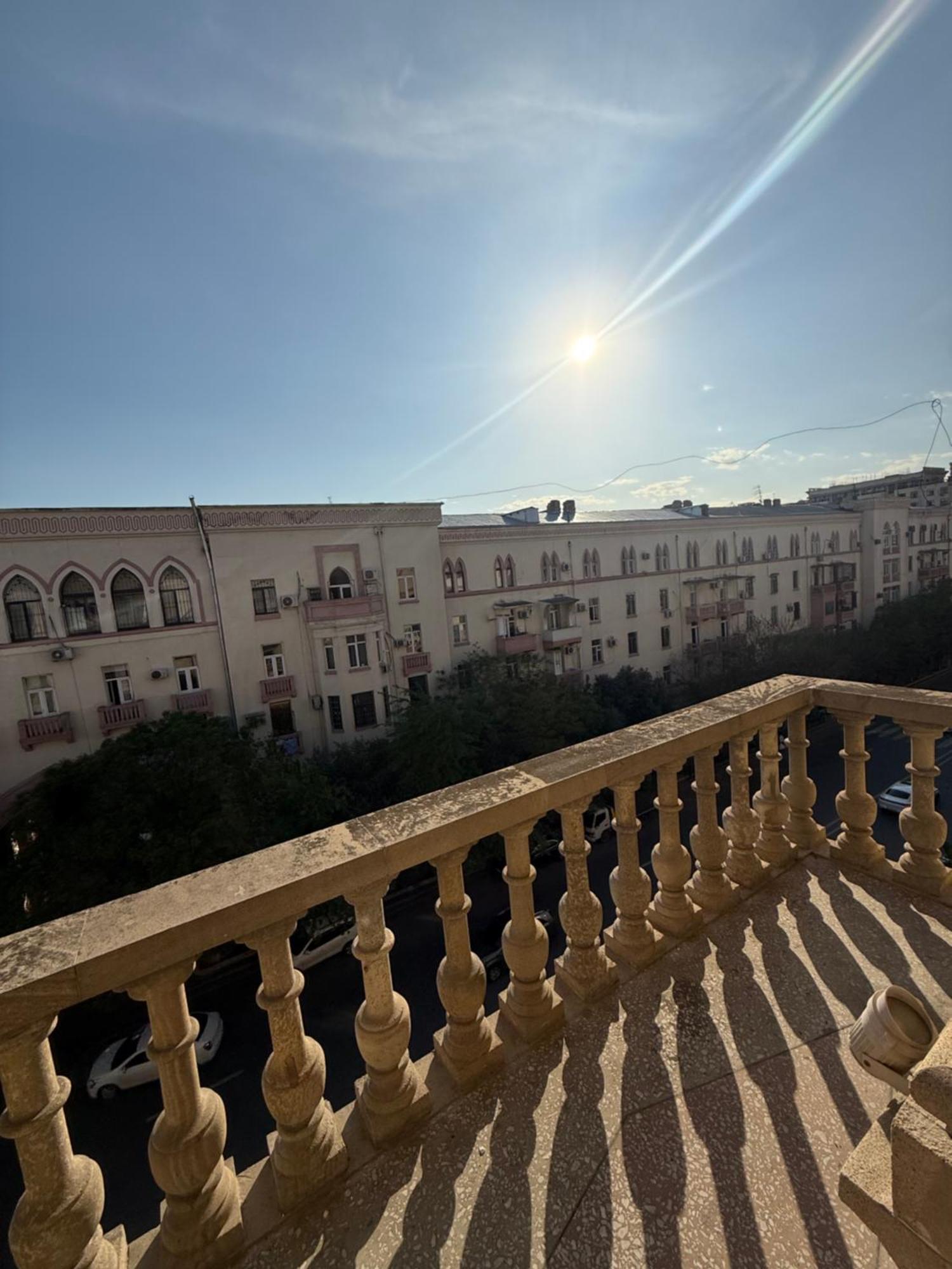 Black Mont Inn Hotel Baku Extérieur photo