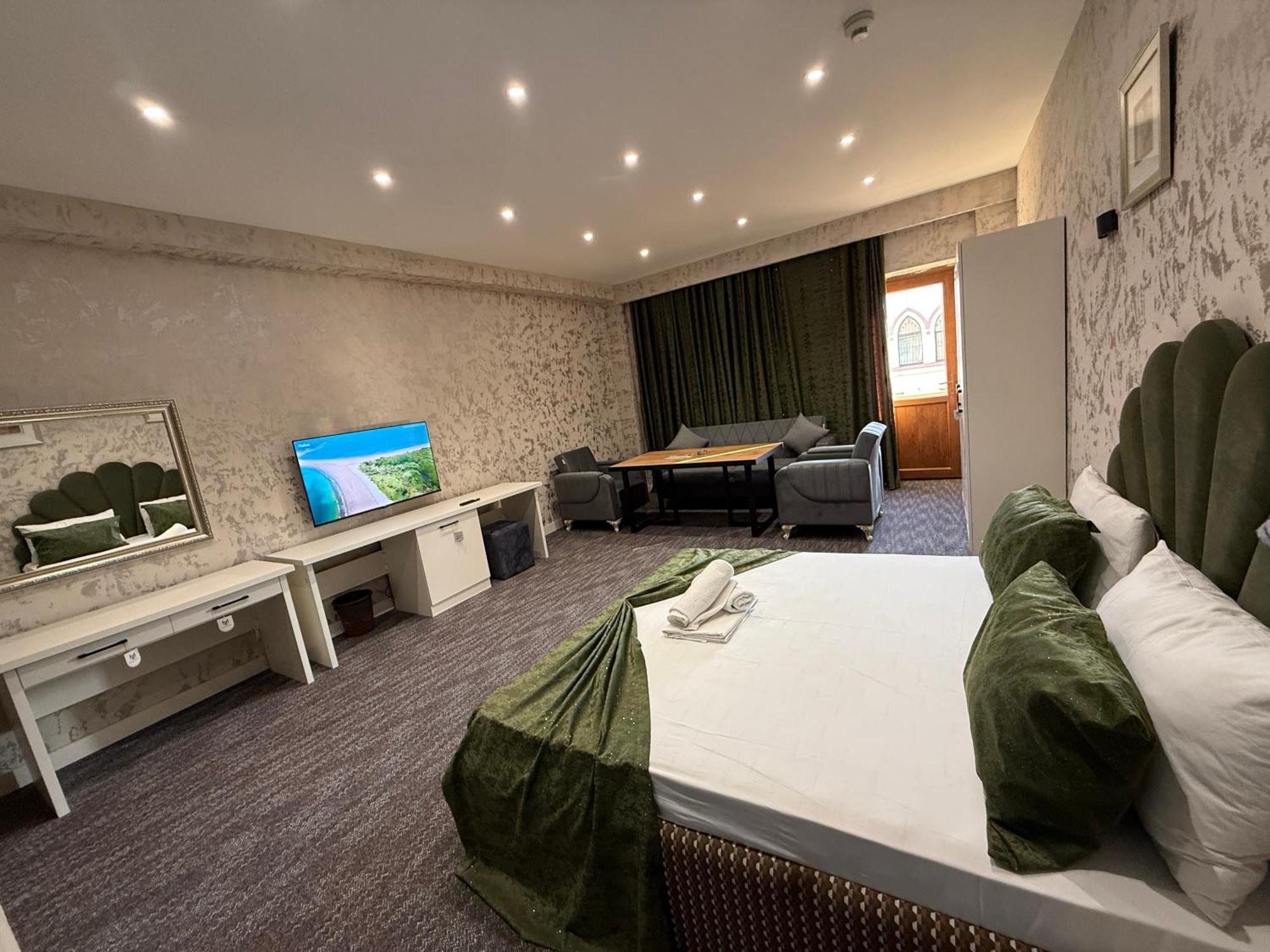 Black Mont Inn Hotel Baku Extérieur photo